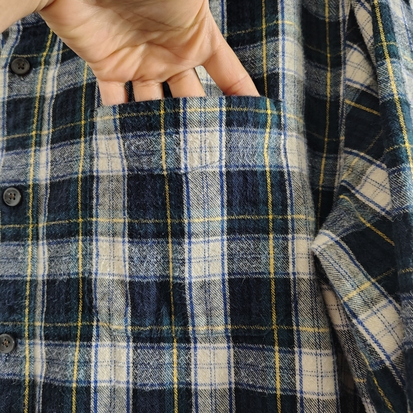 L.L.Bean Traditional Fit Plaid Flannel Button Down Shirt Men’s XL 100% Cotton - Picture 11 of 15